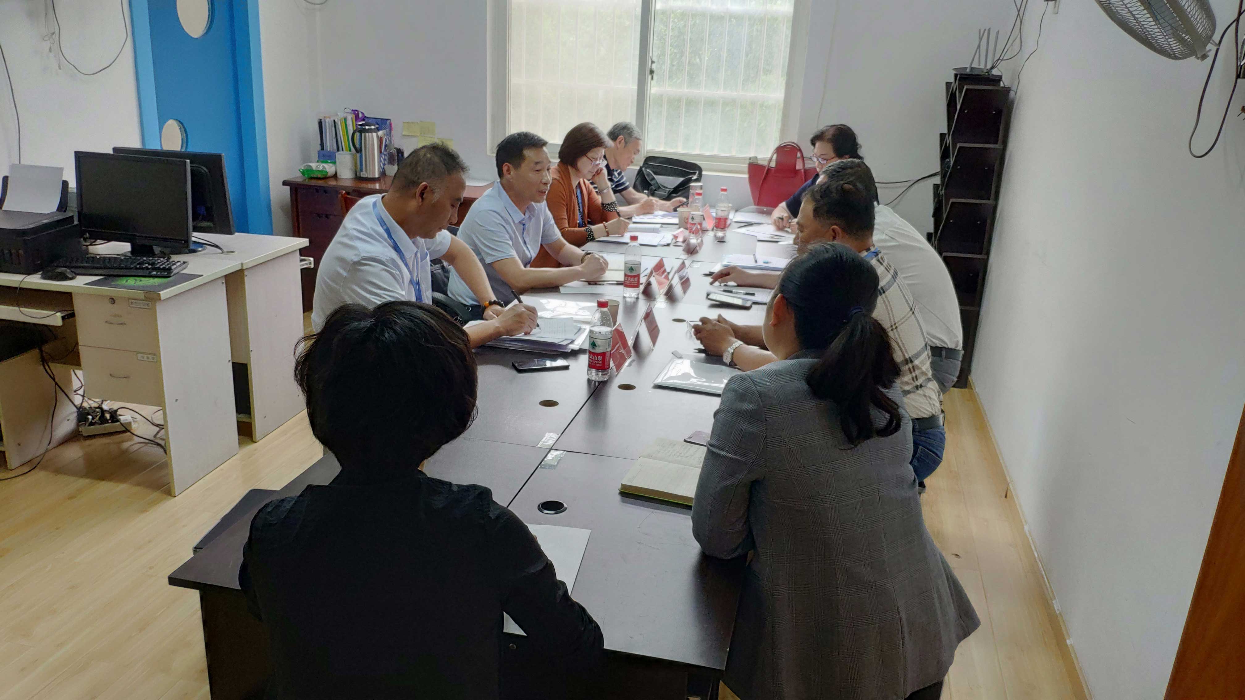 落實科(kē)學保教，開(kāi)發園本課程，打造優秀民(mín)營園 ——洪山(shān)區(qū)啓航紅(hóng)霞幼兒(ér)園辦園行(xíng)為(wèi)區(qū)級督導評估順利進行(xíng)